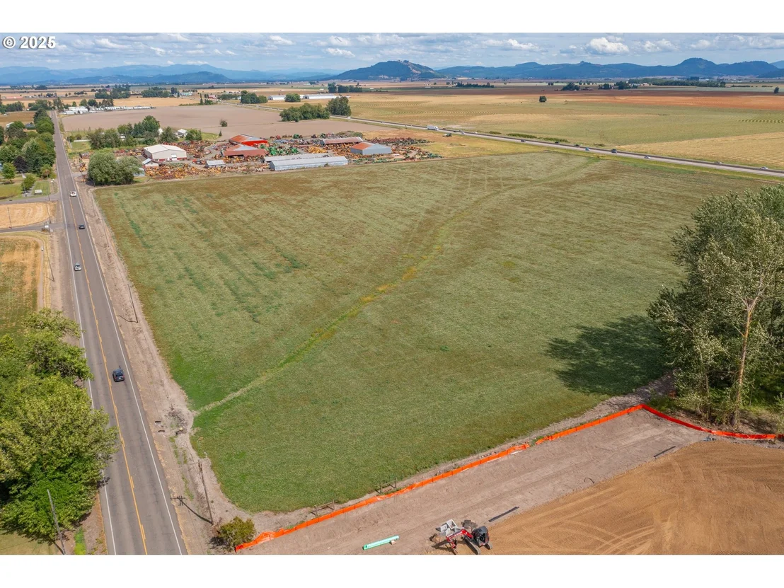 Photo of 32320 Highway 34