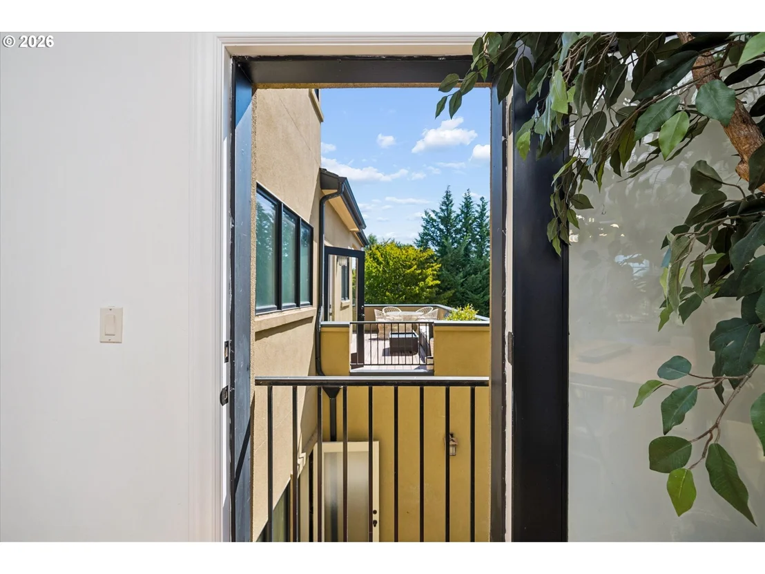 Photo of 2883 LORD BYRON PL