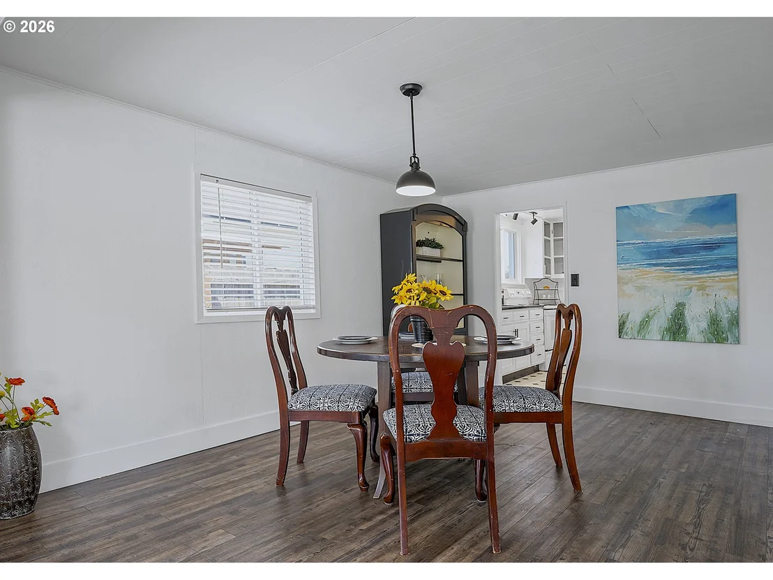 Photo of 1875 W 18TH AVE