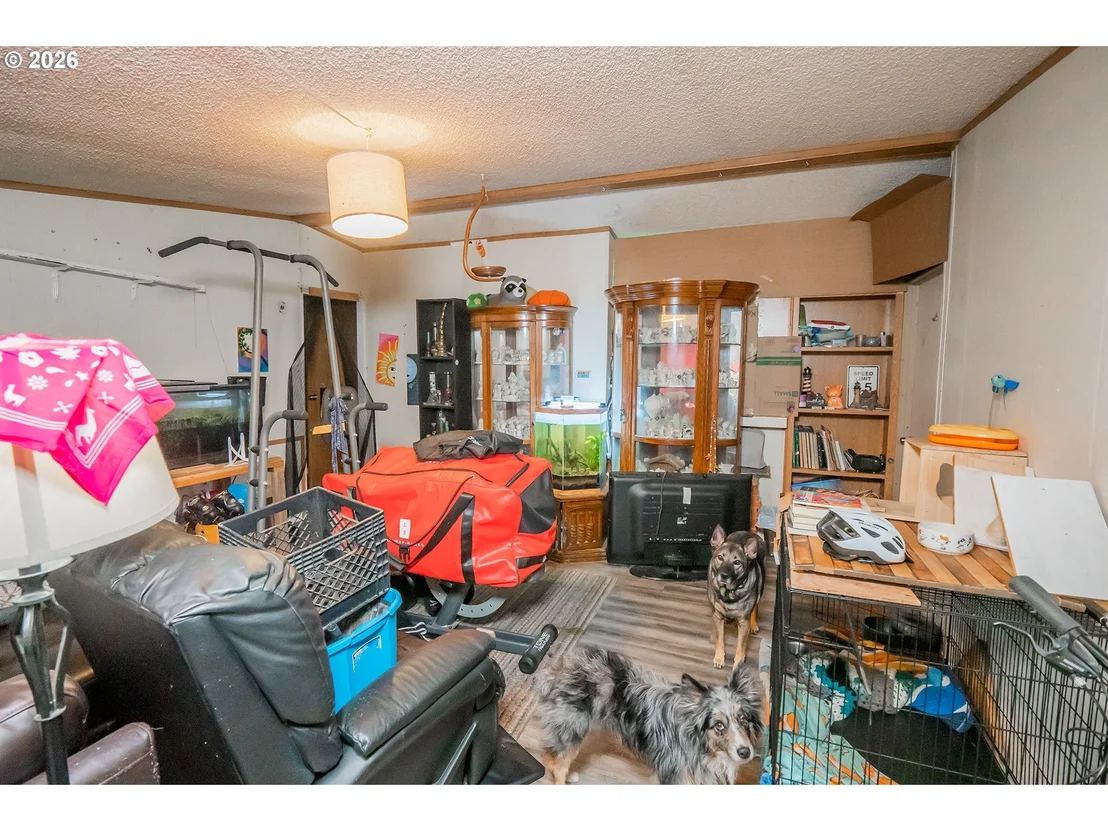 Photo of 496 SCOTTS GLEN DR
