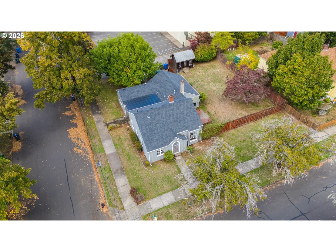 Photo of 495 20TH ST SE