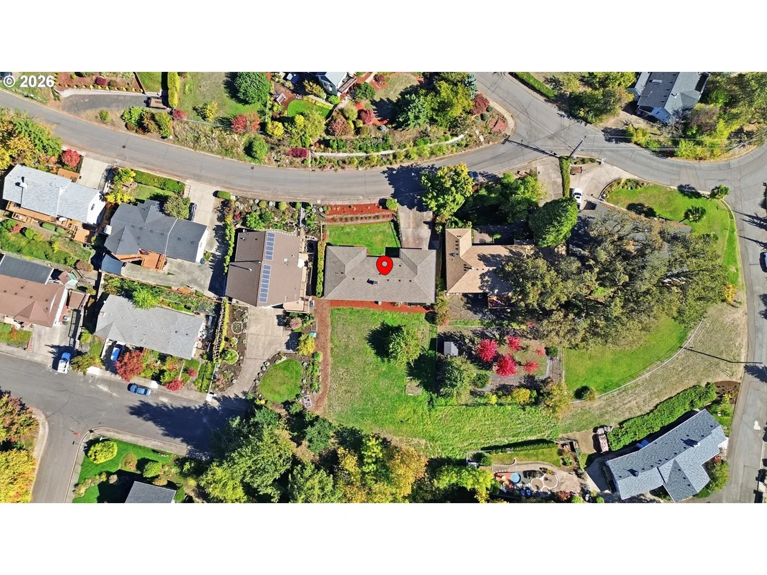 Photo of 682 SUNSET DR