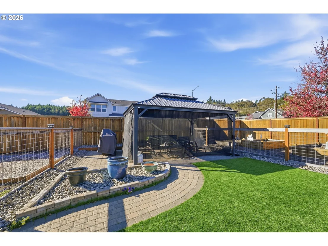 Photo of 975 ALDRICH WAY