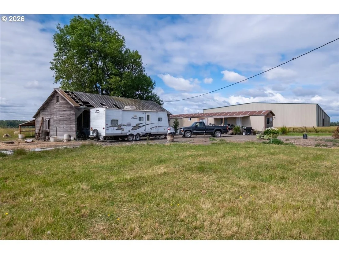 Photo of 1096 TALBOT RD