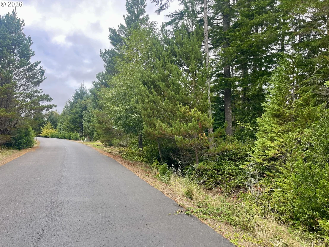 Photo of Unit LOT11 at Sandpoint RD