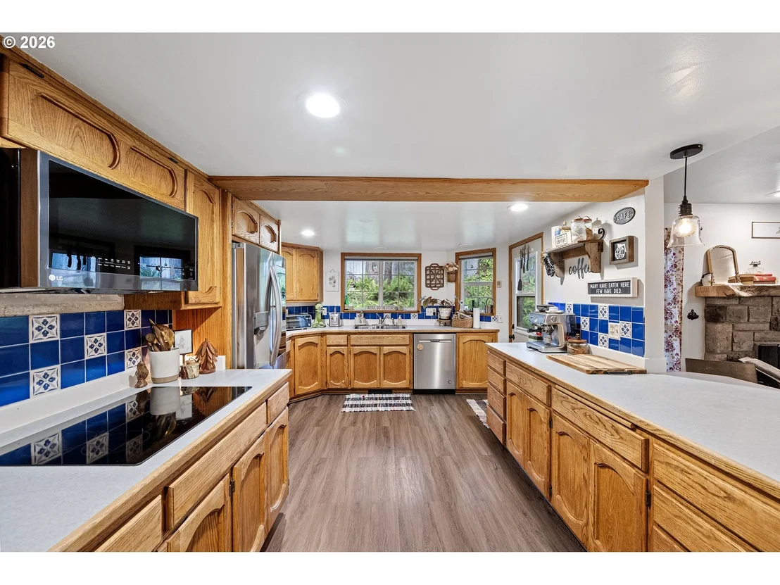 Photo of 39066 CARR TRAIL RD