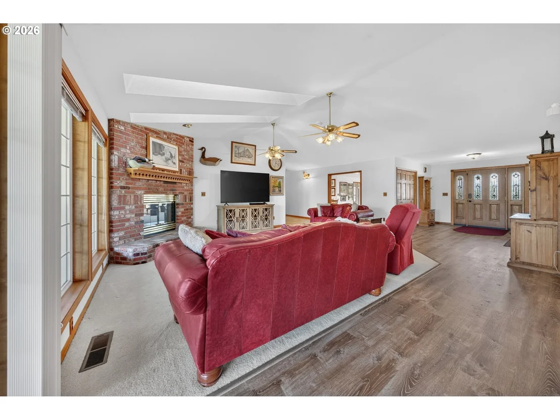 Photo of 269 BAILEY DR