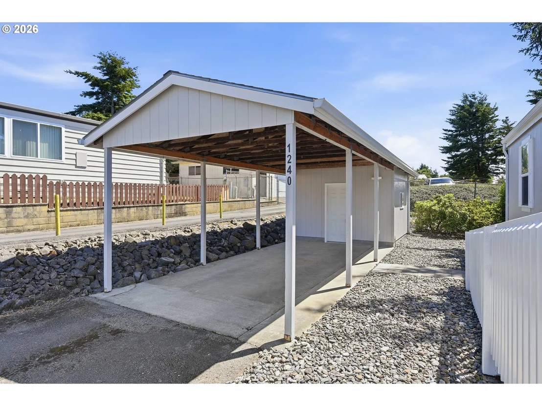 Photo of 1240 EMBARCADERO CIR