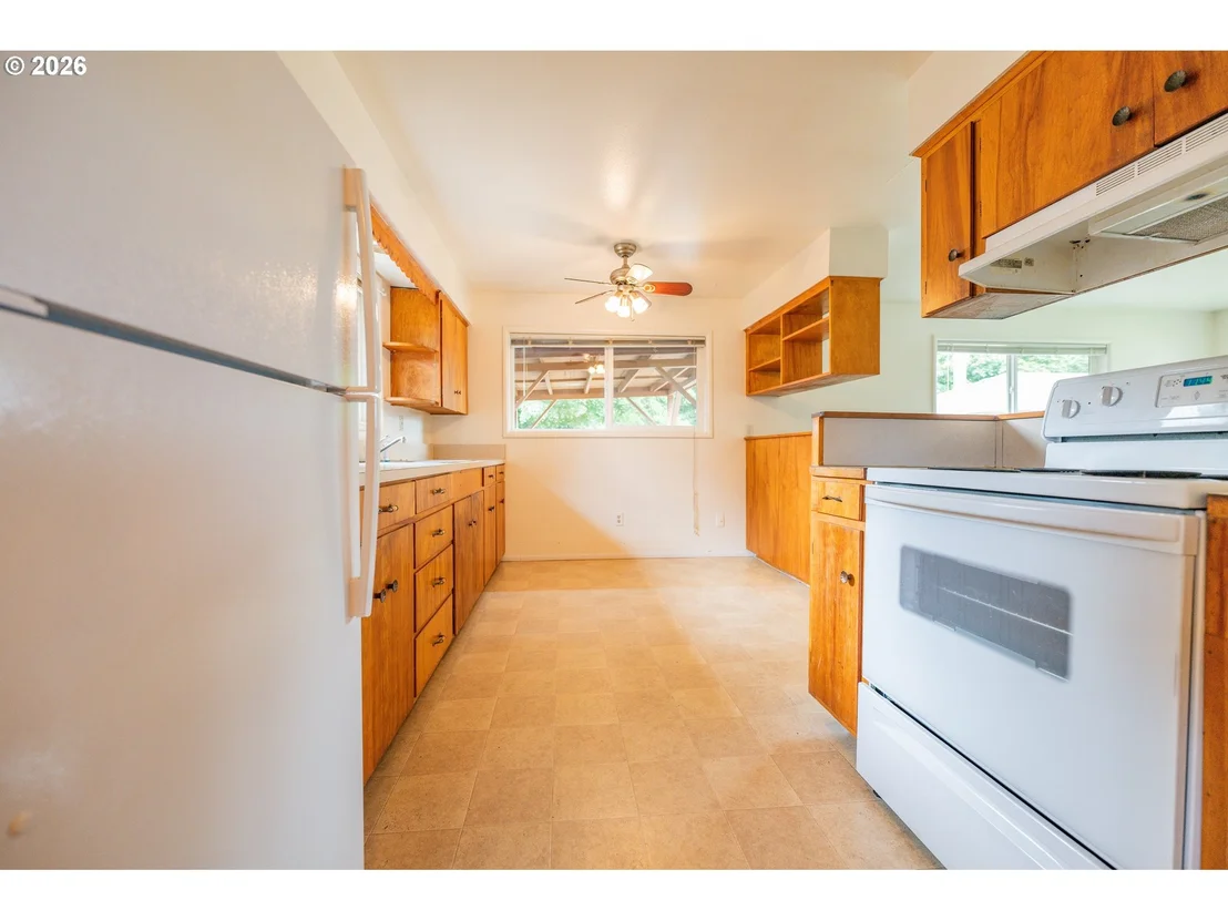 Photo of 229 HOLEMAN AVE