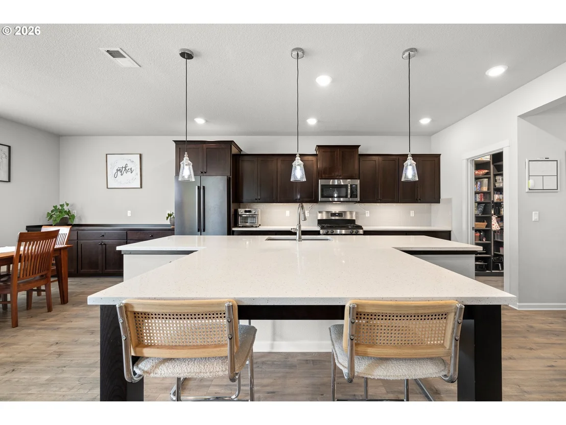 Photo of 4240 SW MAWRCREST AVE