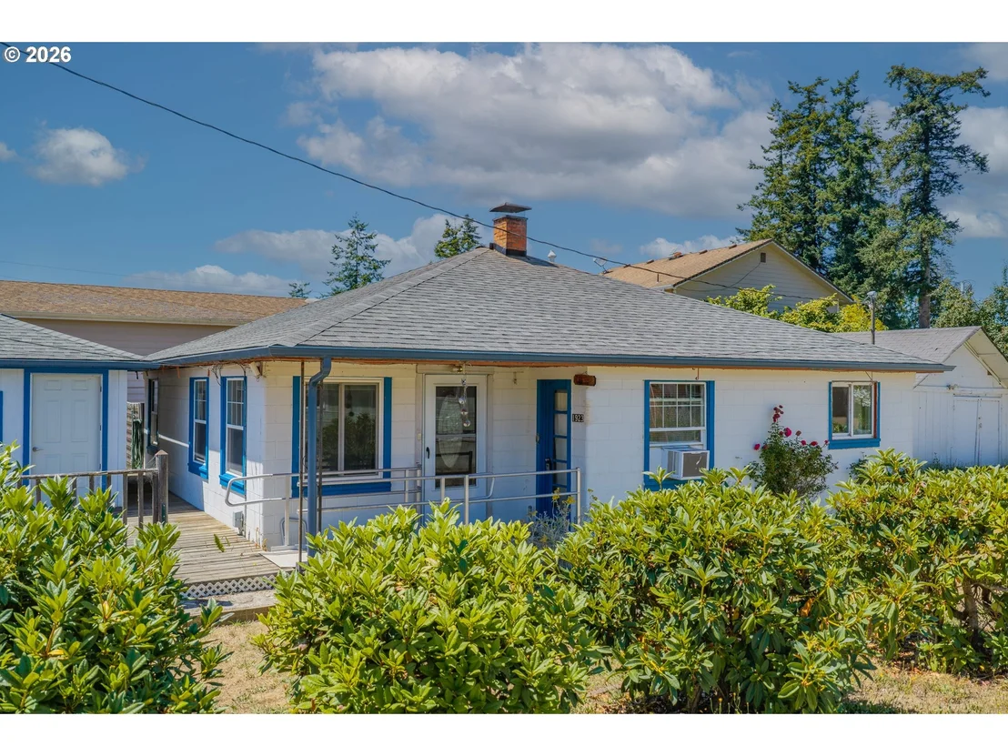 Photo of 1923 MAPLE ST