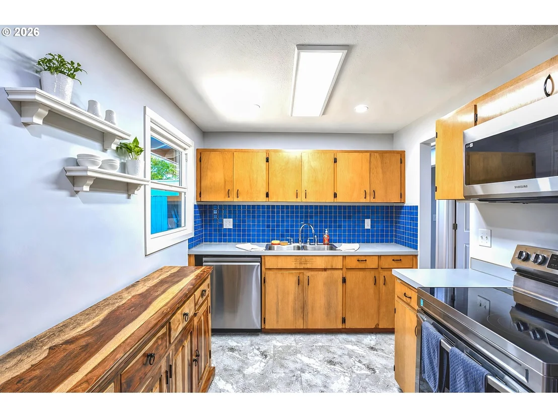 Photo of 1175 SE 2ND ST