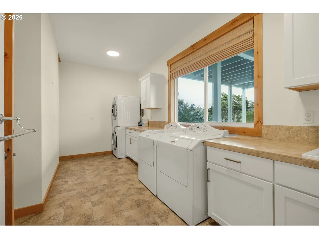Photo of 89945 OCEAN DR