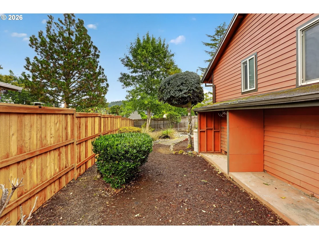 Photo of 2608 SW TEGART AVE