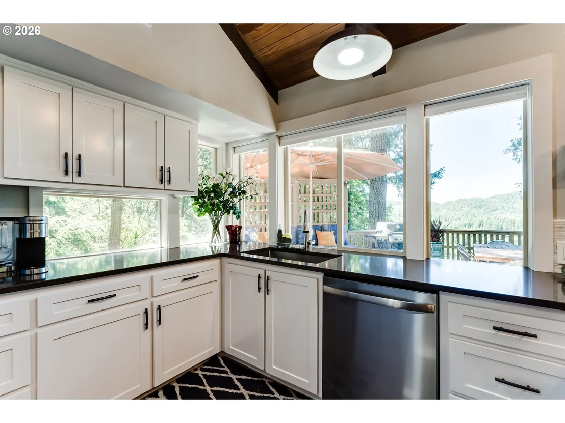 Photo of 3721 PINE CANYON DR