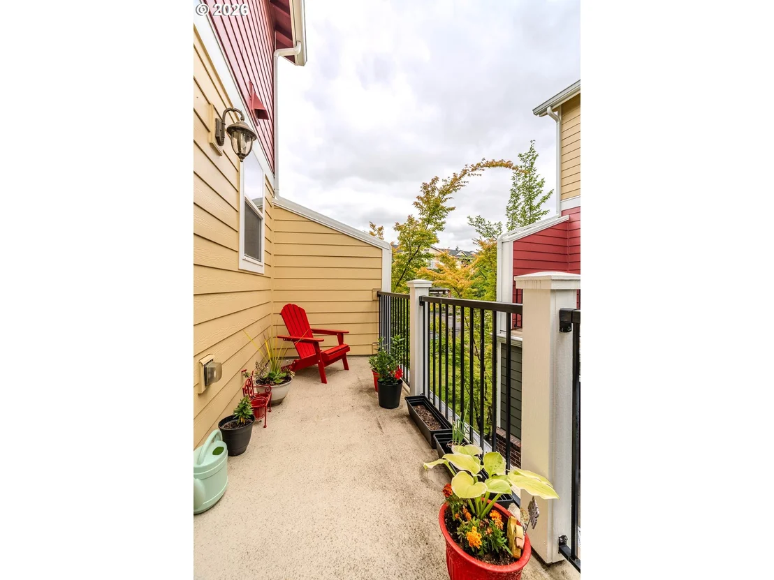 Photo of 866 NW COUNCIL DR