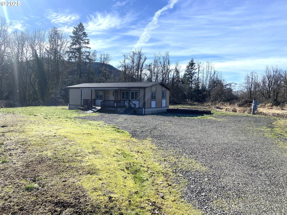 Photo of 92020 MAPLE LN