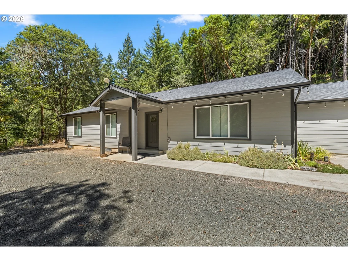 Photo of 5655 HIGHWAY 138