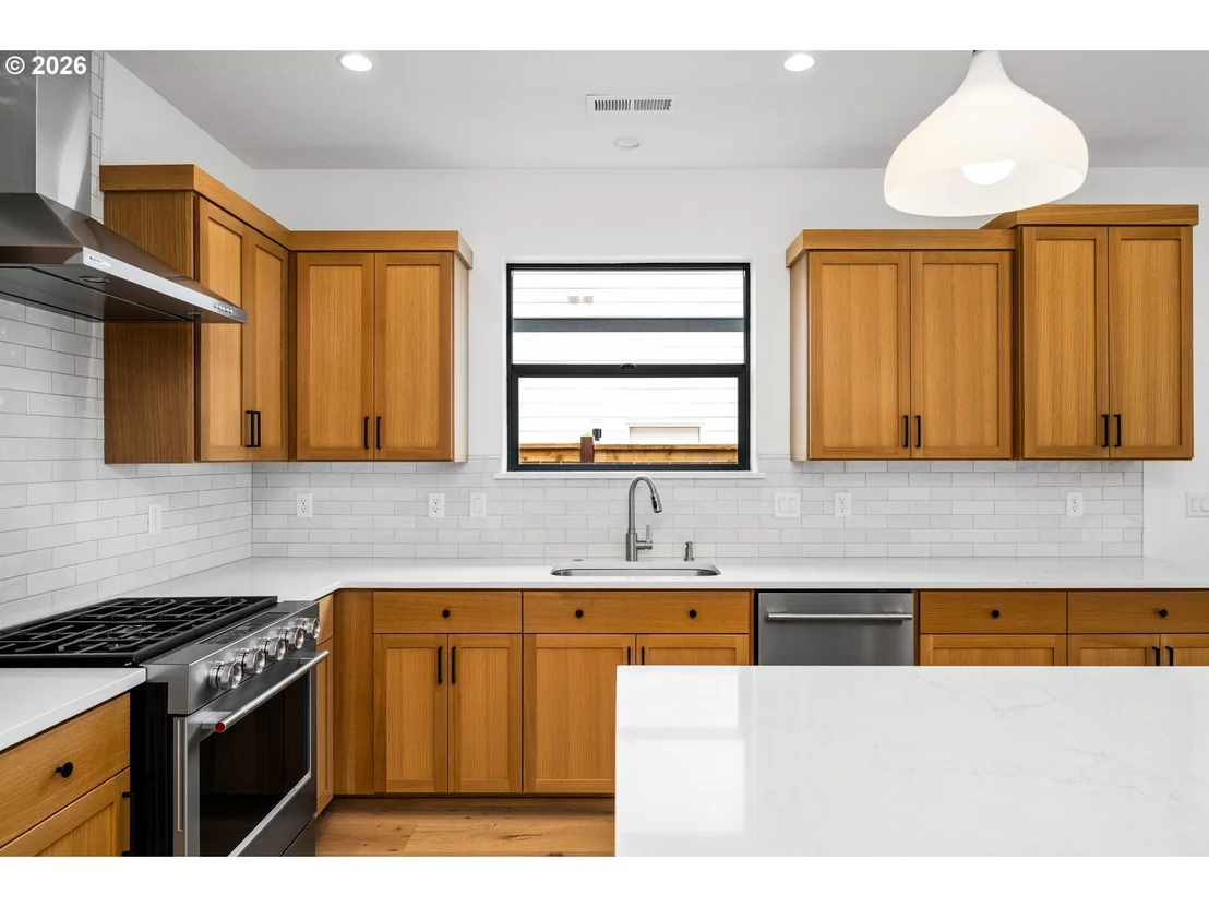 Photo of 114 CHURCHVIEW DR