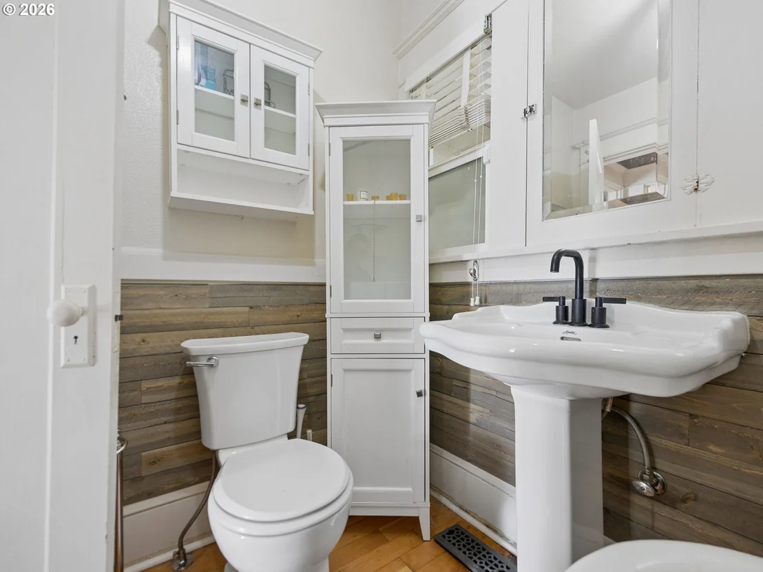 Photo of 205 NW 12TH ST