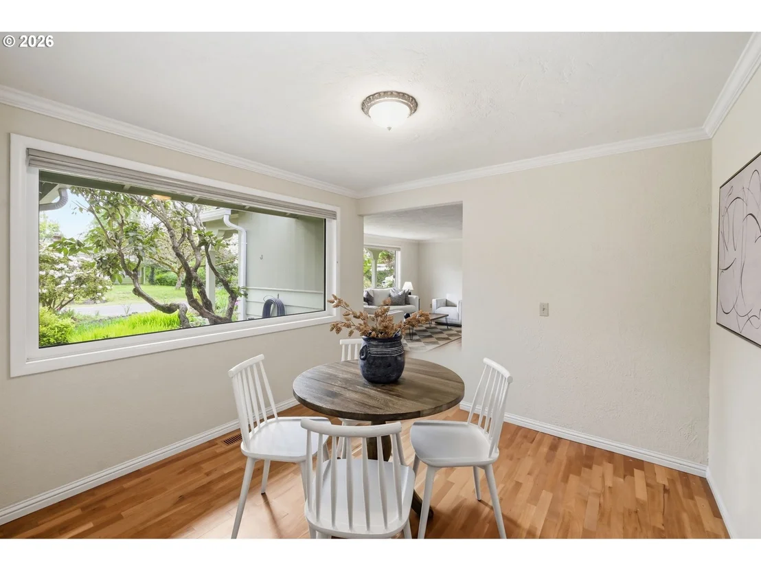 Photo of 394 CHERRY DR