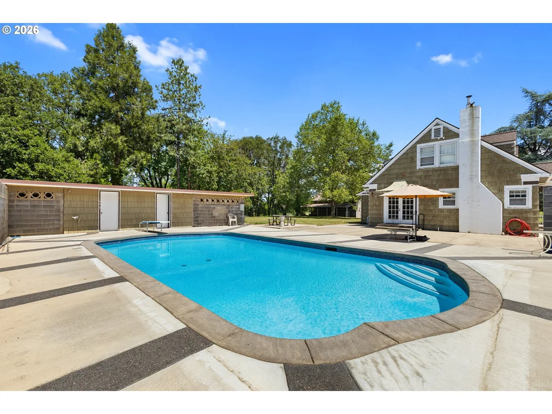 Photo of 1631 GLENBROOK LOOP RD