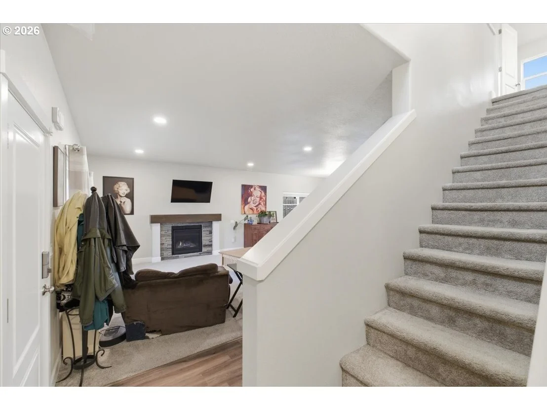 Photo of 875 SHELBY WAY