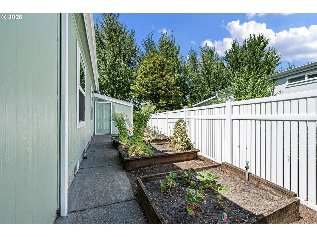 Photo of Unit 15 at 3220 CRESCENT AVE