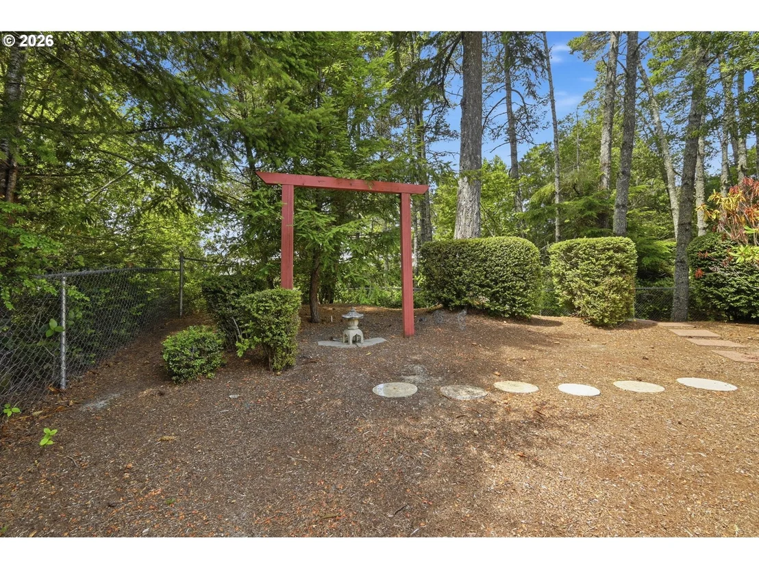 Photo of 489 SHERWOOD LOOP