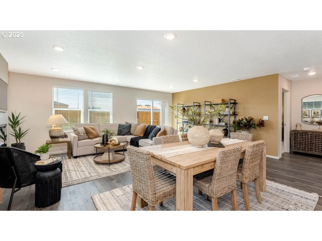 Photo of 4971 Elvis AVE NE