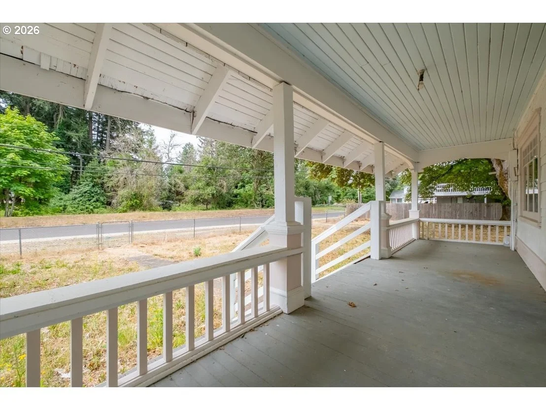 Photo of 1893 RIVER RD