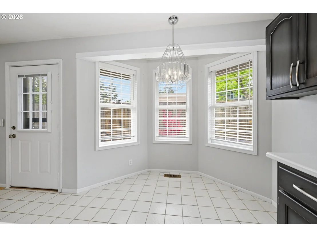 Photo of 1140 MOLLY LN