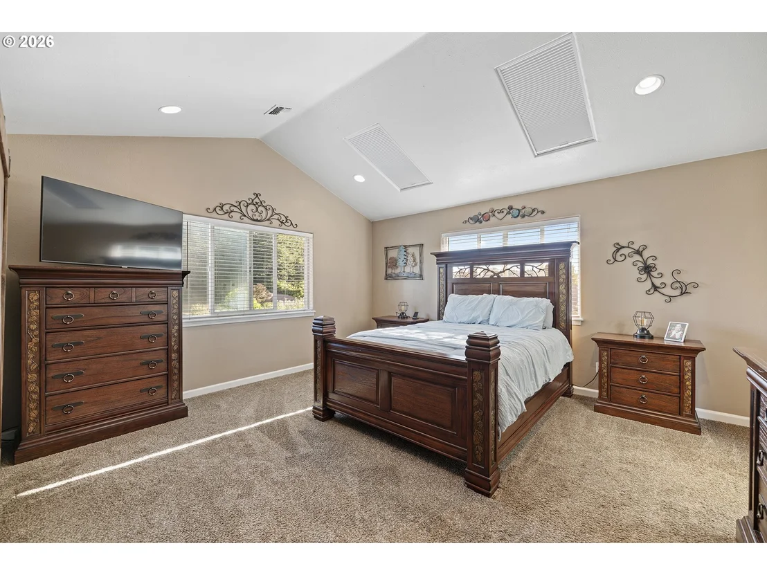 Photo of 997 KRISTA LN