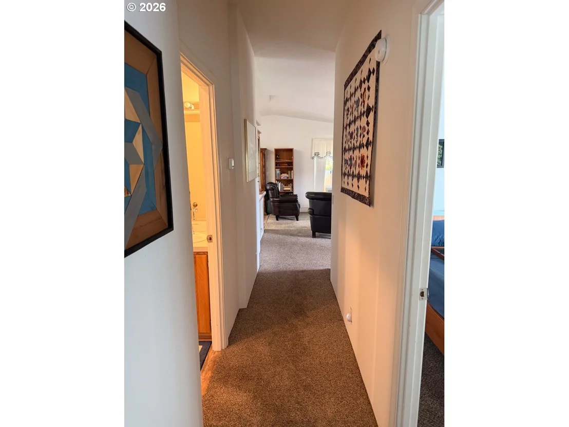 Photo of 600 TIARA ST