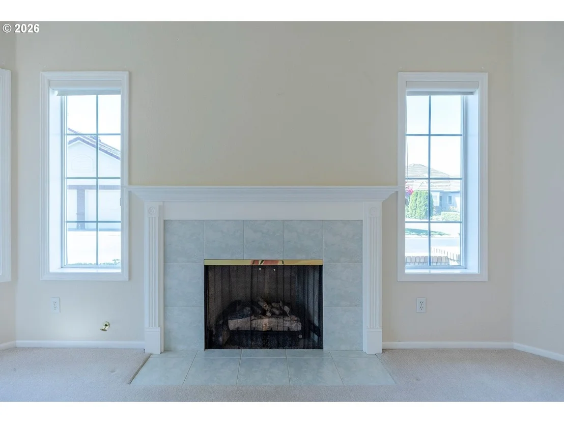 Photo of 3279 Lakemont DR