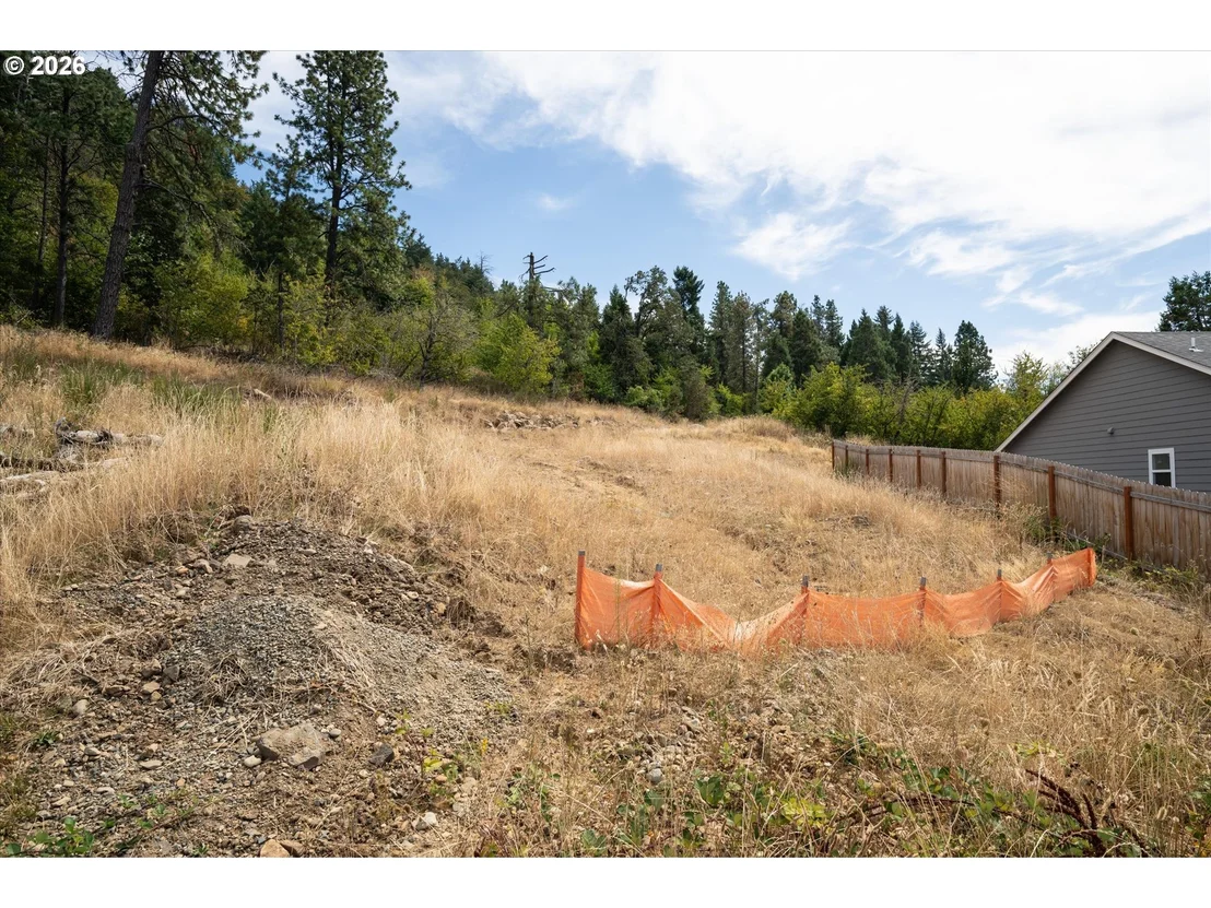 Photo of 731 BOULDER LOOP
