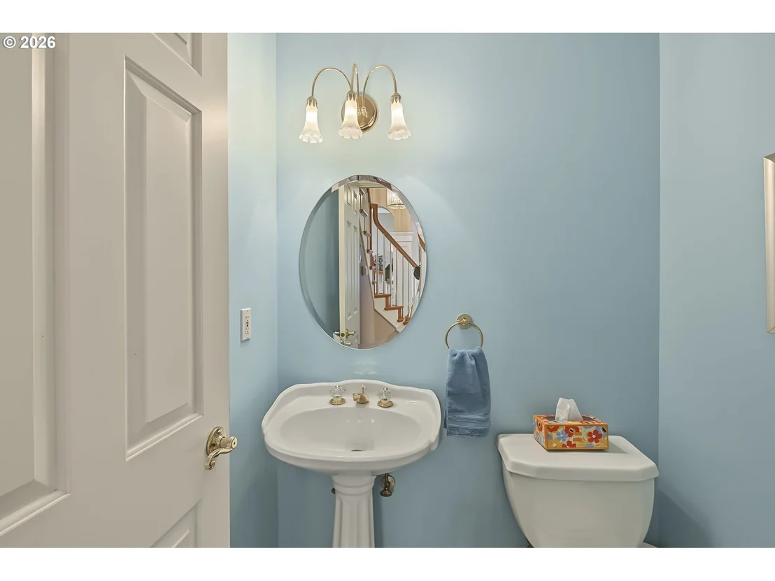 Photo of 501 NW MAWRCREST PL