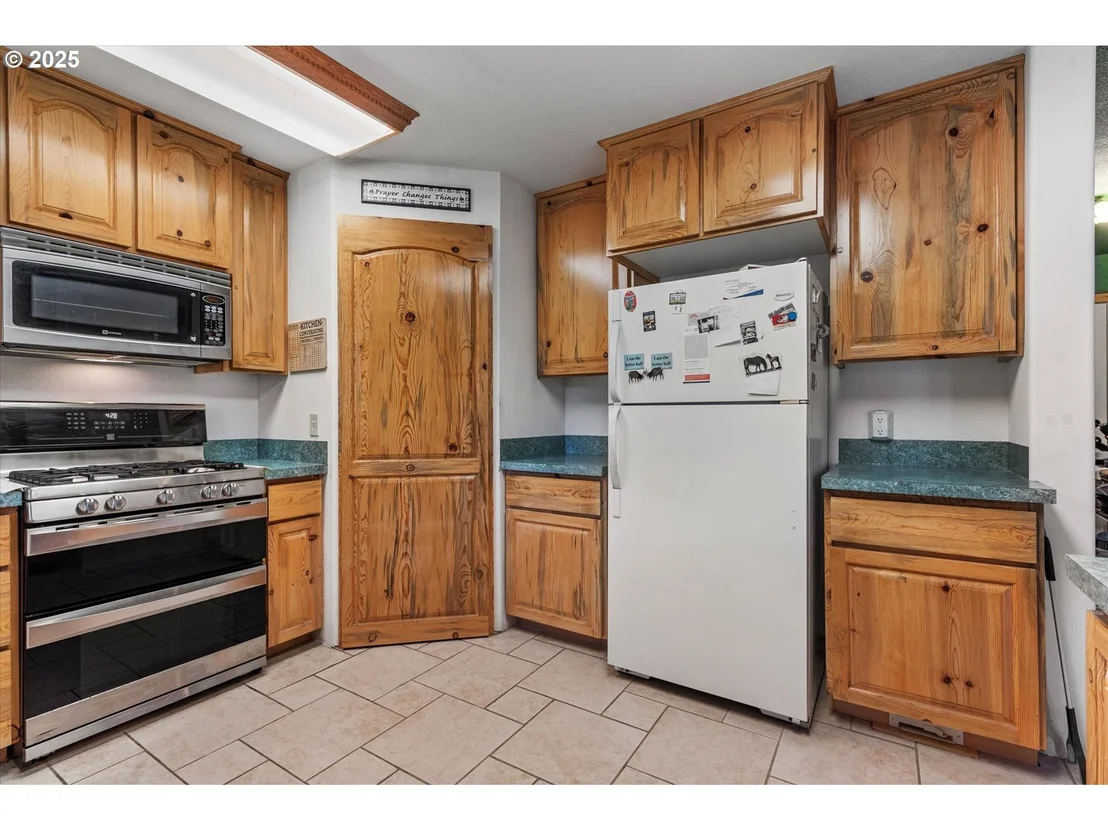 Photo of 206 AUSTIN ST