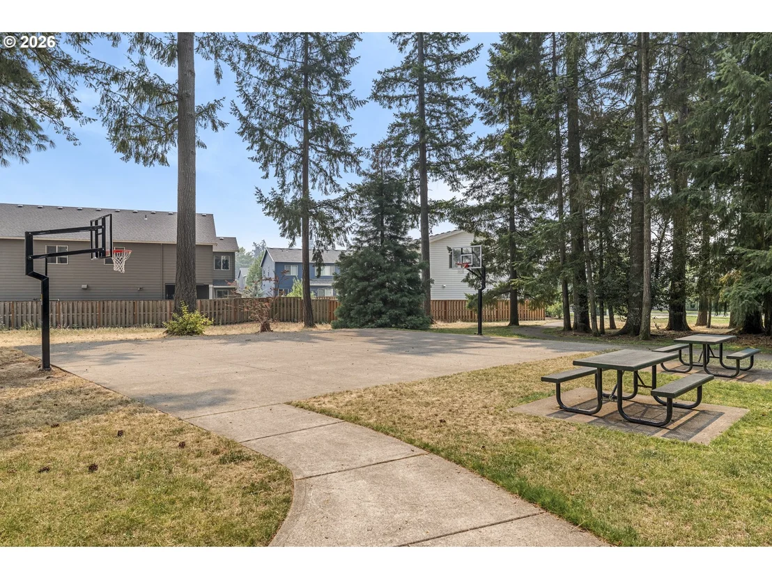 Photo of 2256 HEATHER WAY