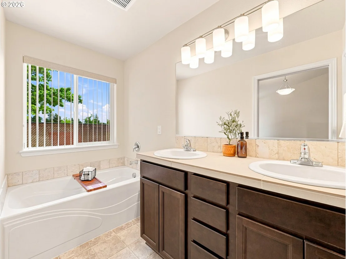 Photo of 559 ANDRIAN CT