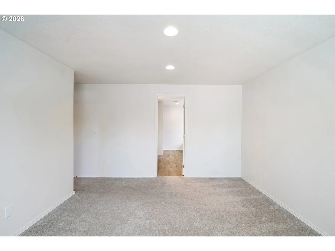 Photo of 5290 SQUIRREL ST
