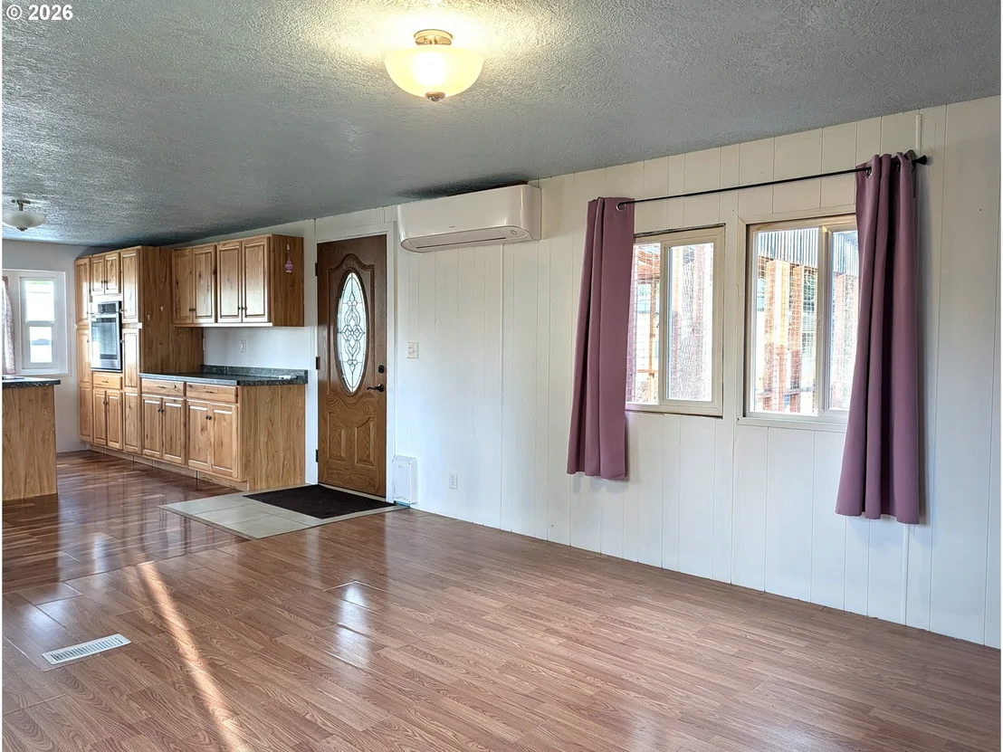 Photo of Unit A at 4531 FRANKLIN BLVD