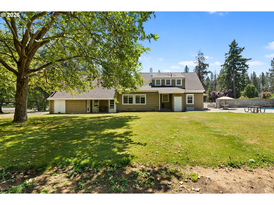 Photo of 1631 GLENBROOK LOOP RD