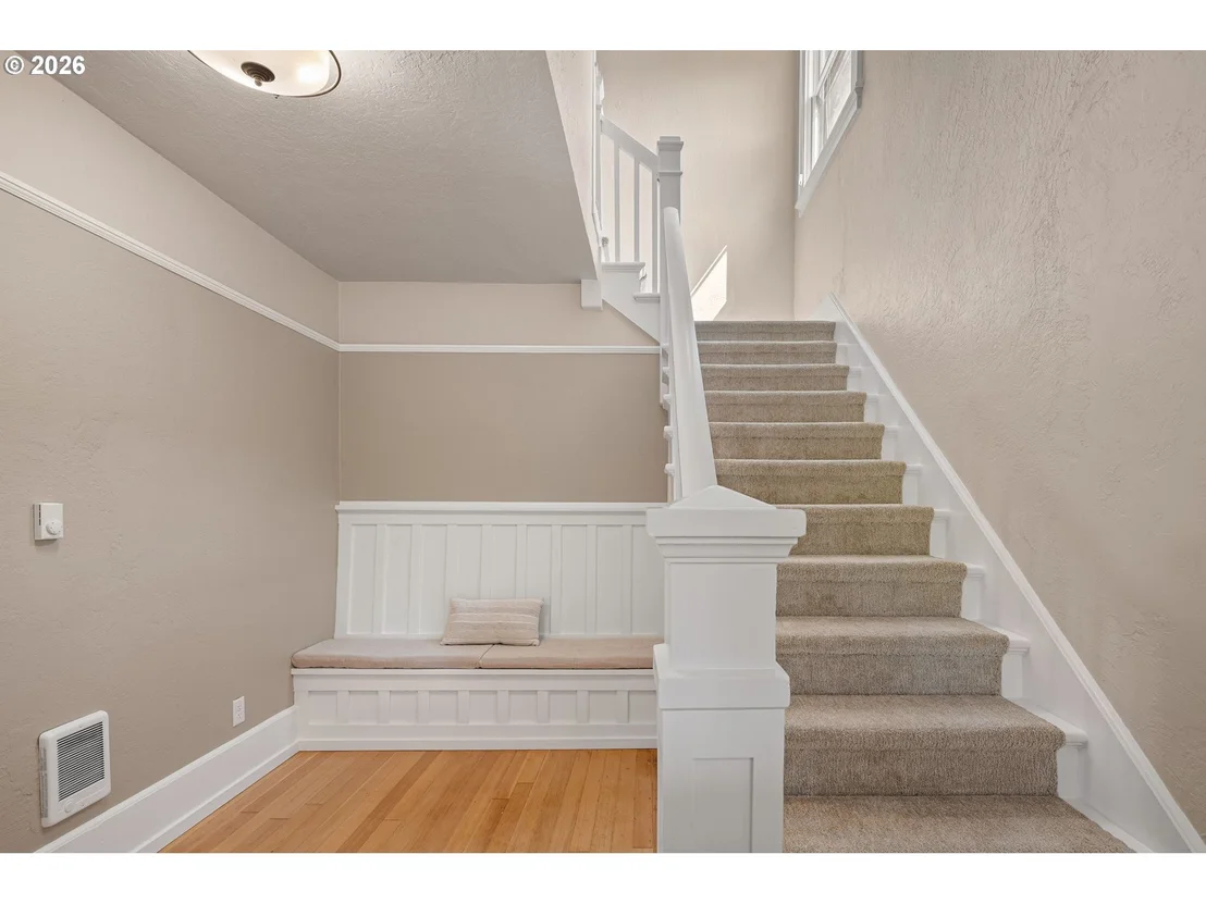 Photo of 199 SANTA CLARA AVE