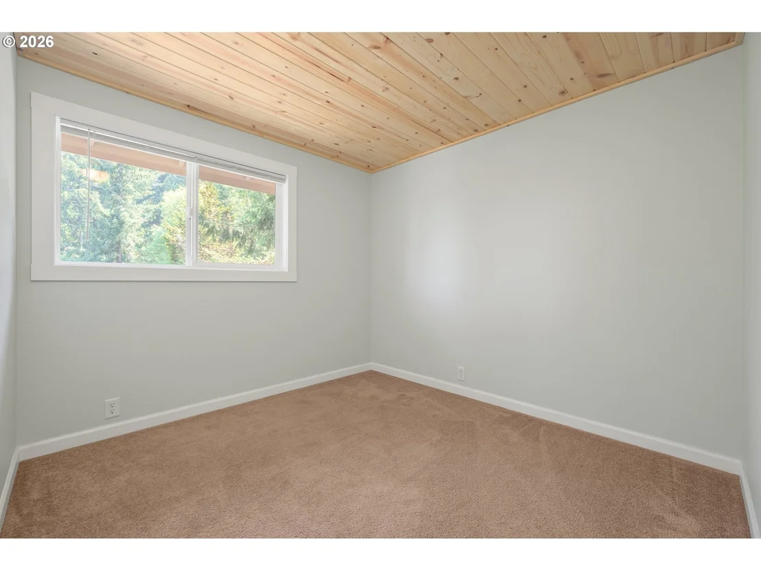 Photo of 583 LOCHMOOR PL