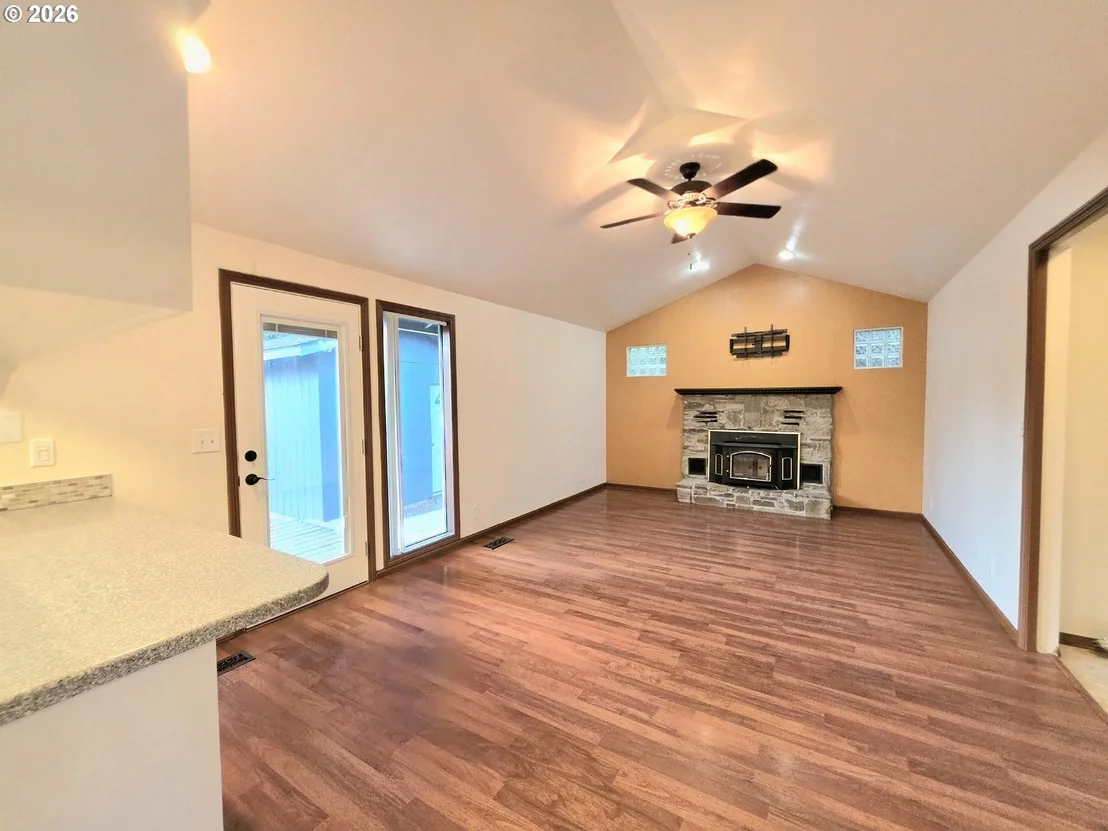 Photo of 2916 ELYSIUM AVE