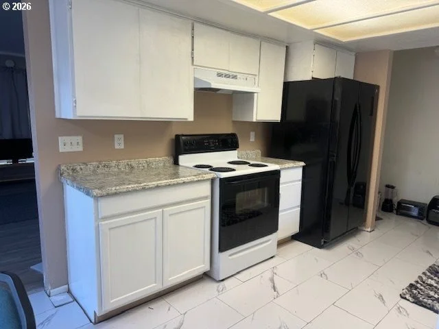Photo of 165 N GARDEN WAY