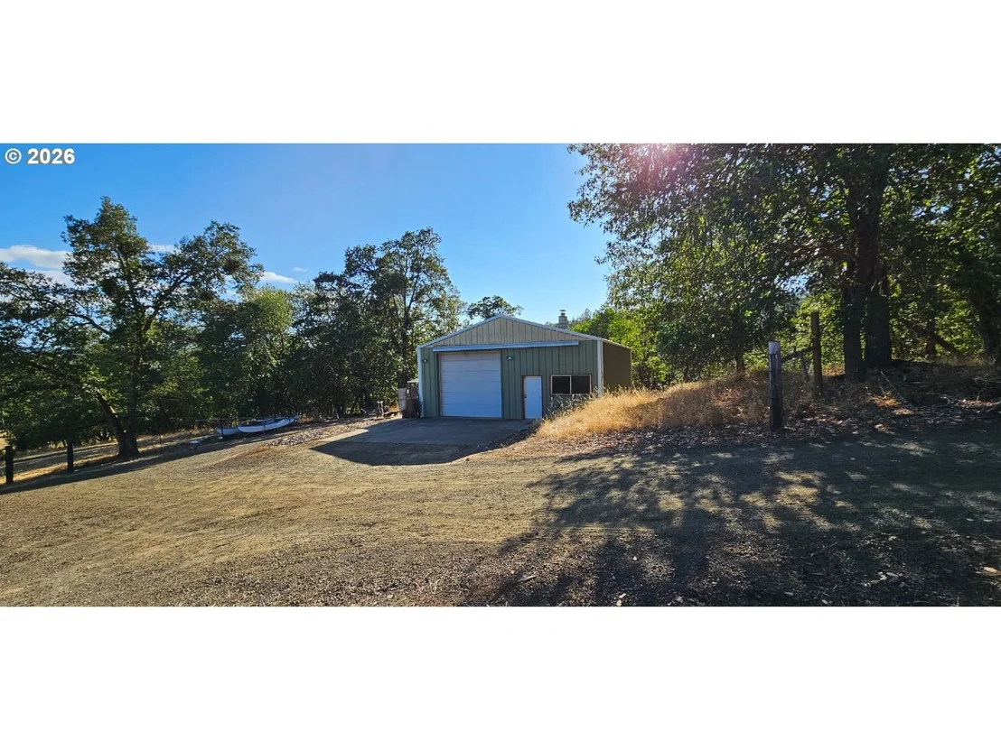 Photo of 801 COLONIAL RD