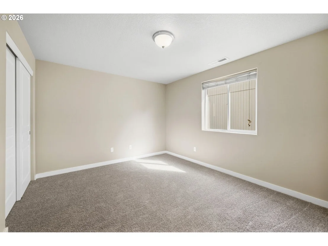 Photo of 2465 PARK VIEW DR