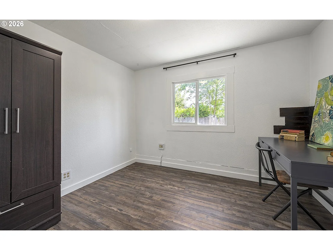 Photo of 1875 W 18TH AVE